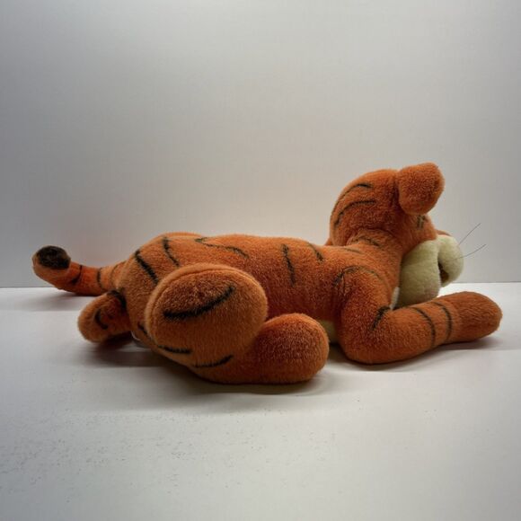 Vintage Disney Winnie the Pooh Tigger Lying Down Plush 21 Inch Original Tag - Picture 8 of 9